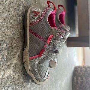 PLAE girls sneakers size 10.5